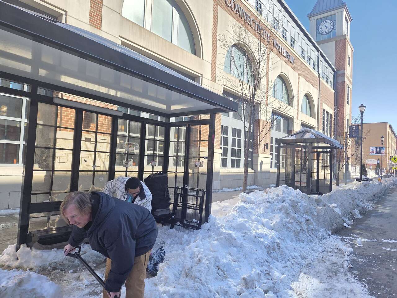 Waterbury volunteers clear 