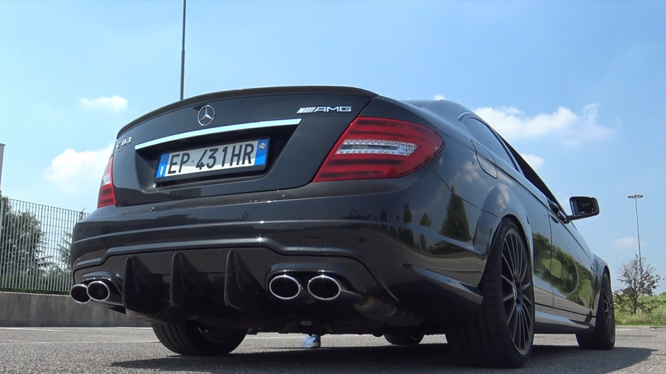 Der Auspuffsound des Mercedes C63 AMG