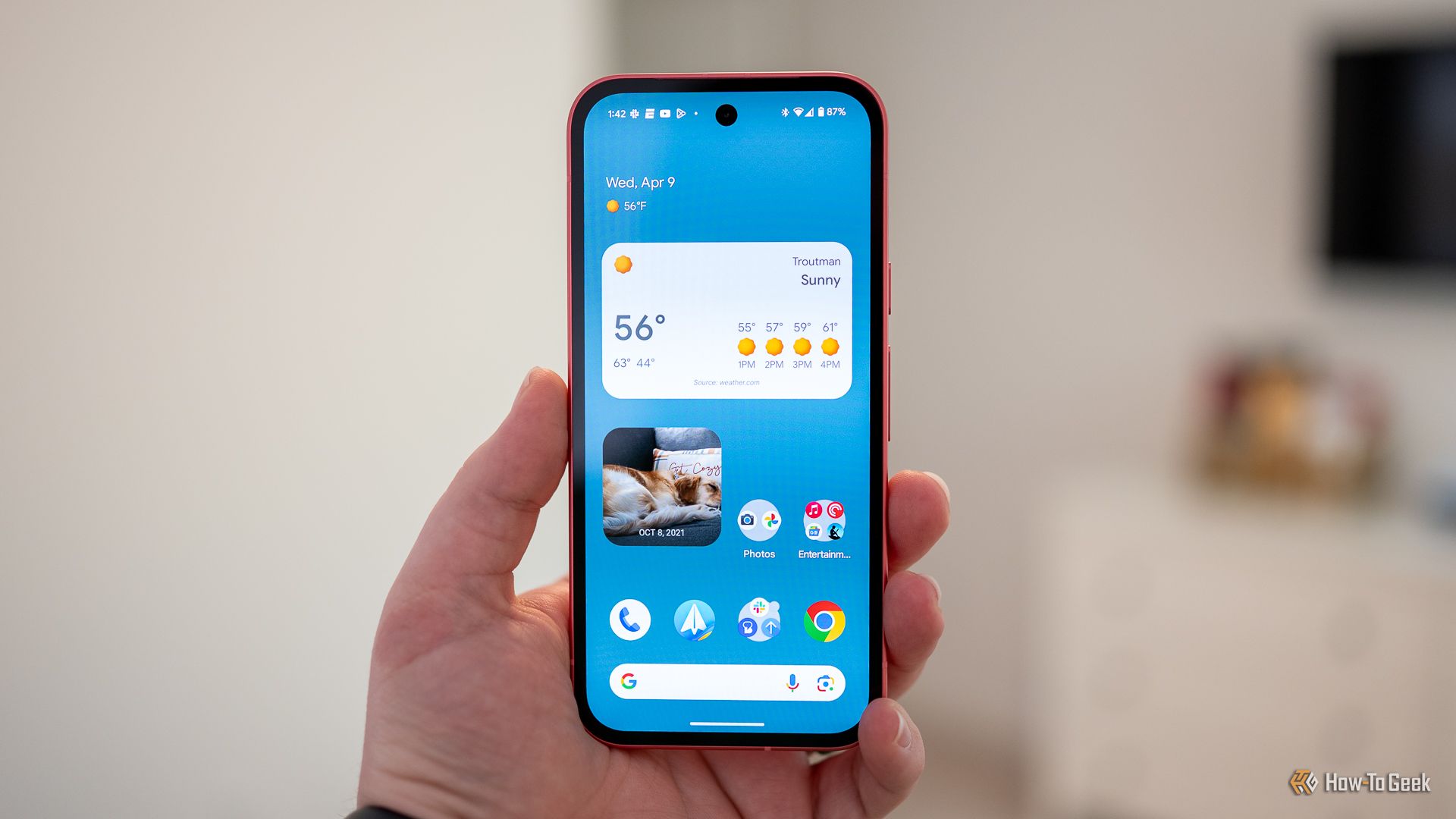 4 tips to keep your phone's screen smooth and clean