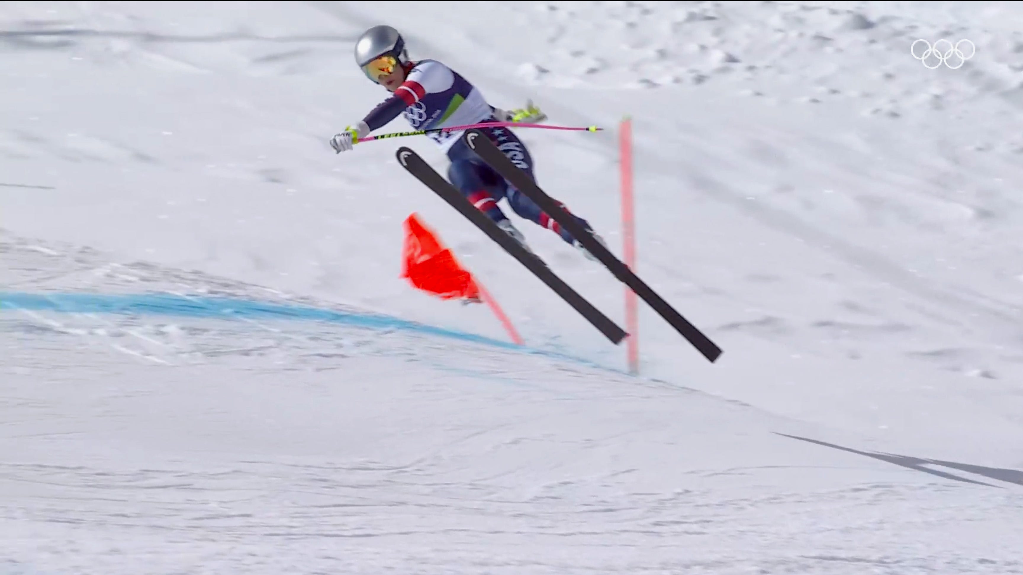 Lindsey Vonn crashes hard in Olympic downhill, airlifted off slopes<br><br>