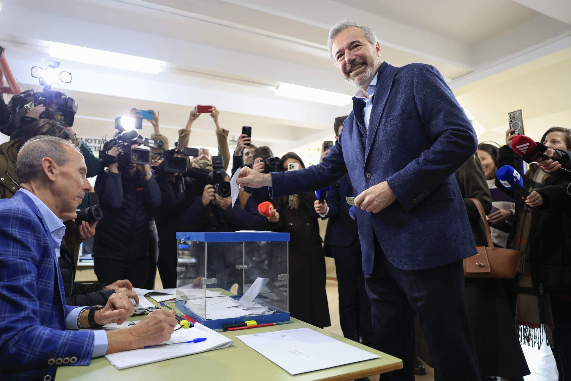 El PP se impone en Aragón, Vox duplica y el PSOE se hunde, con el 90% ...