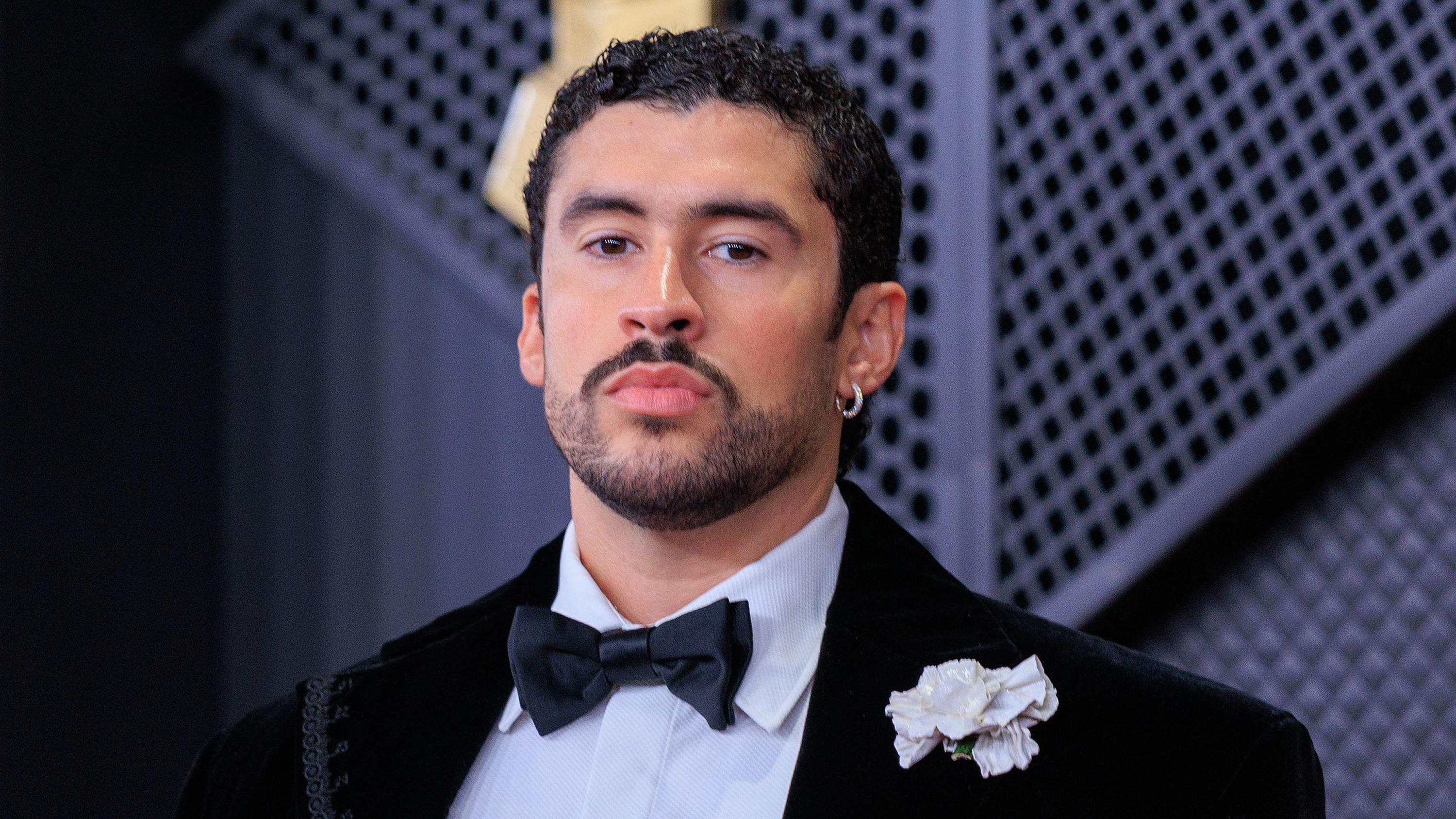 Bad Bunny fait le Super Bowl Halftime Show : vie privée, famille ...