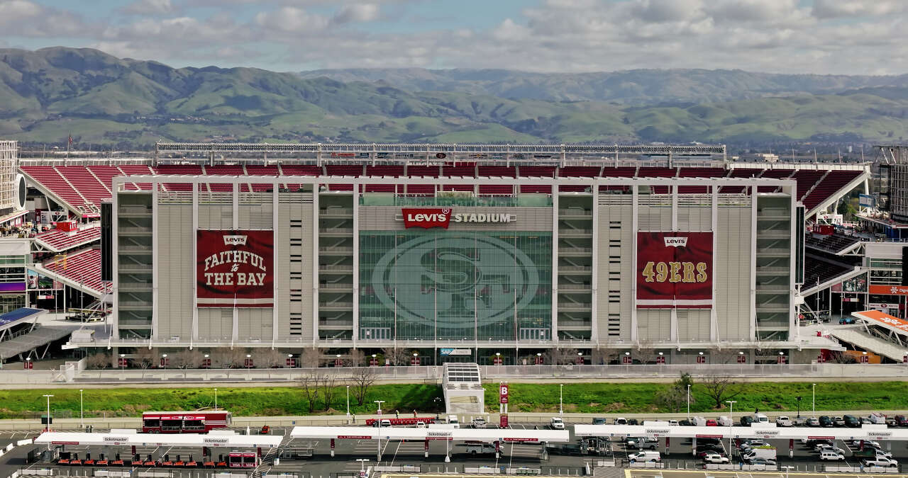 Experts explain earthquake risk for Levi's Stadium amid nearby swarms