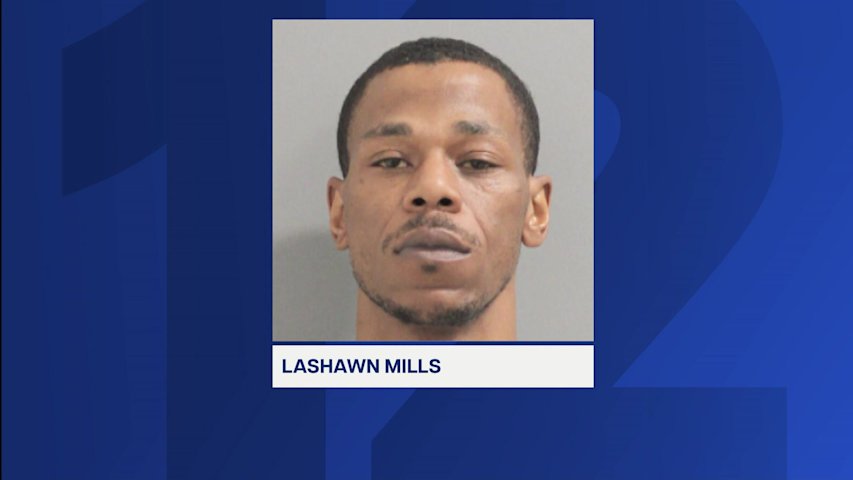 Man accused of stealing $2K in Hempstead bank robbery