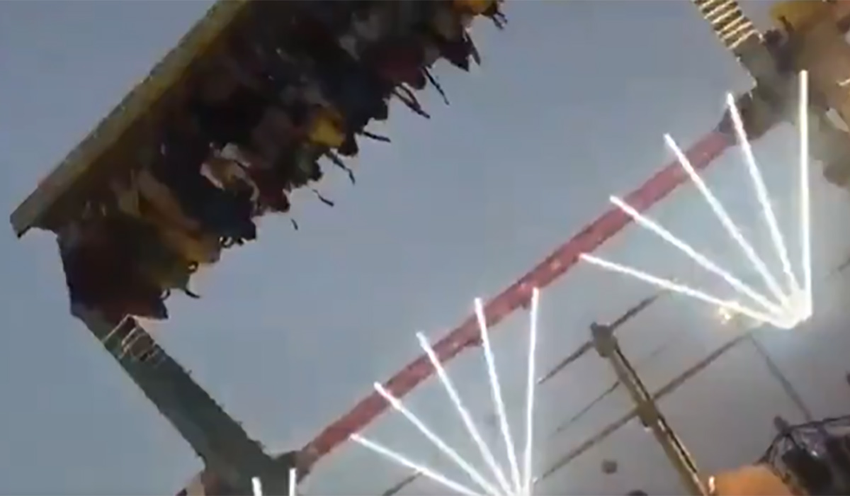 Police officer dies after rescuing others in fairground ride collapse
