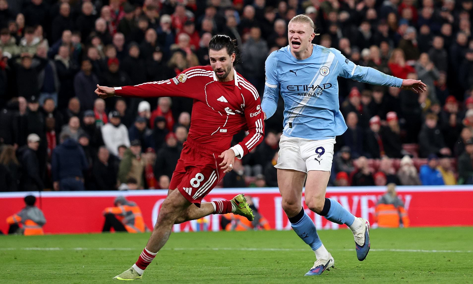 'Killjoy' VAR disallows Man City goal in farcical scenes as reason for ...