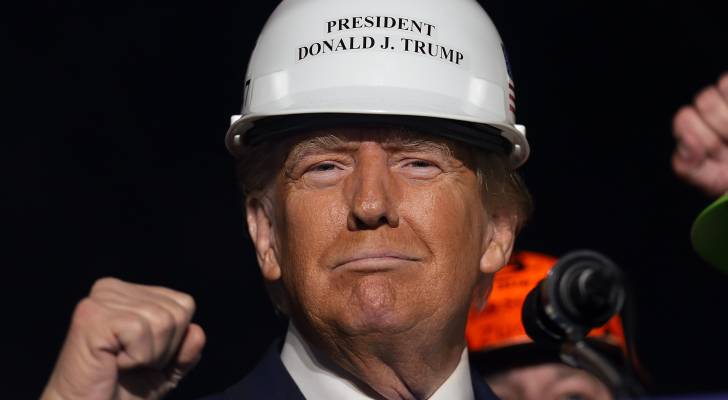 Gas prices drop to below $2 per gallon in 9 states, and Trump says it's ...