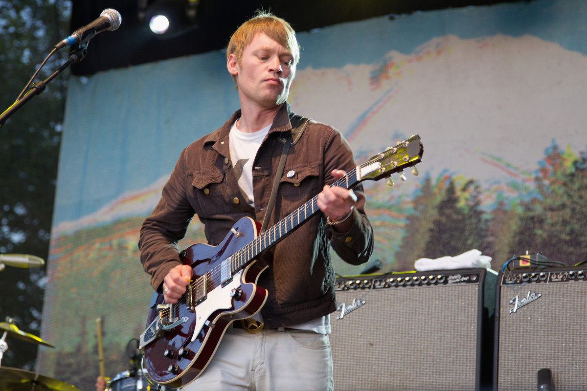 90s Guitarist Who Wrote ‘The Distance’ Has Died