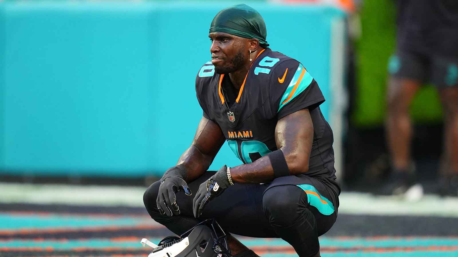 NFL rumors: Tyreek Hill not expected to sign with team before regular ...
