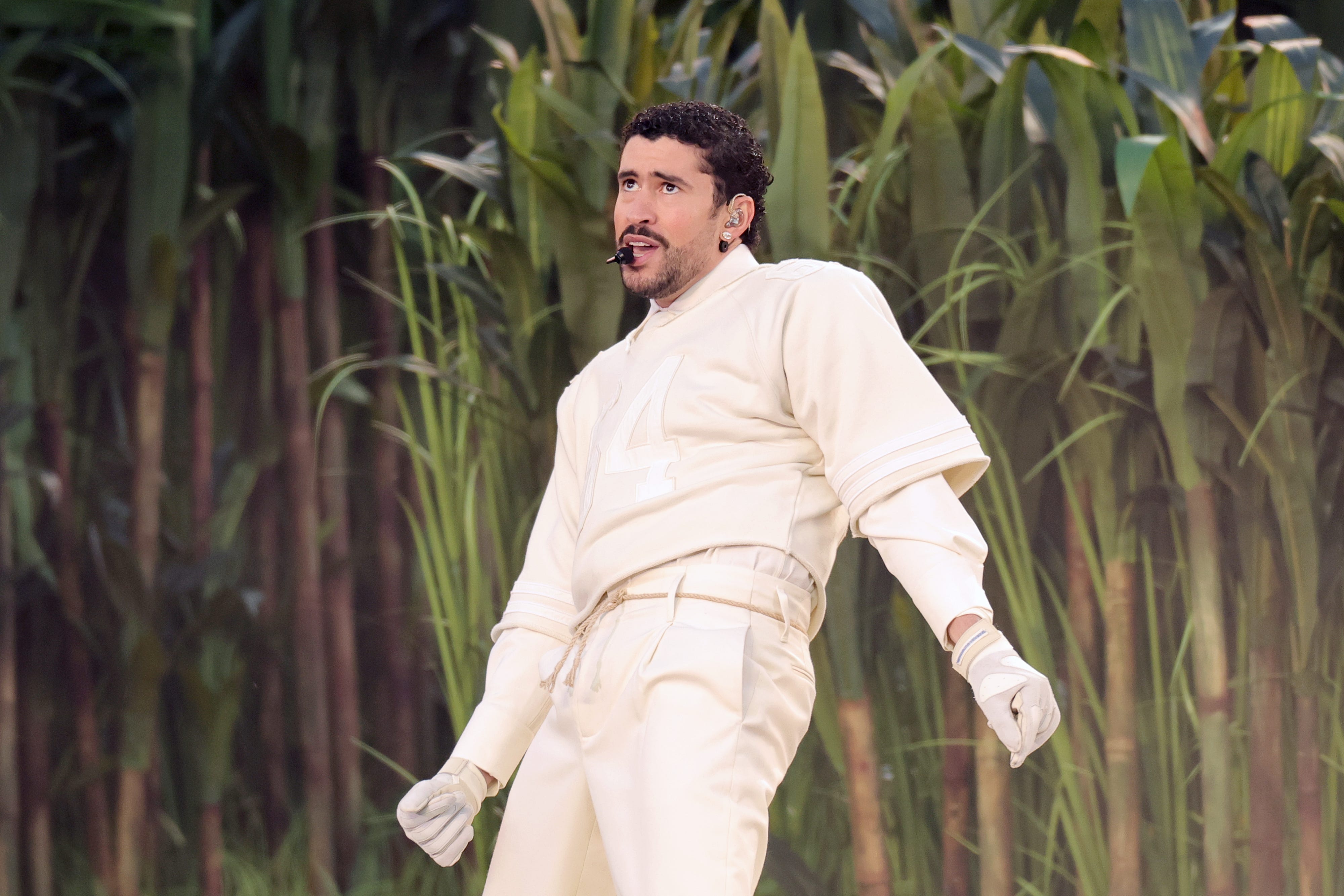 Bad Bunny rompe internet con Lady Gaga y más sorpresas del Super Bowl