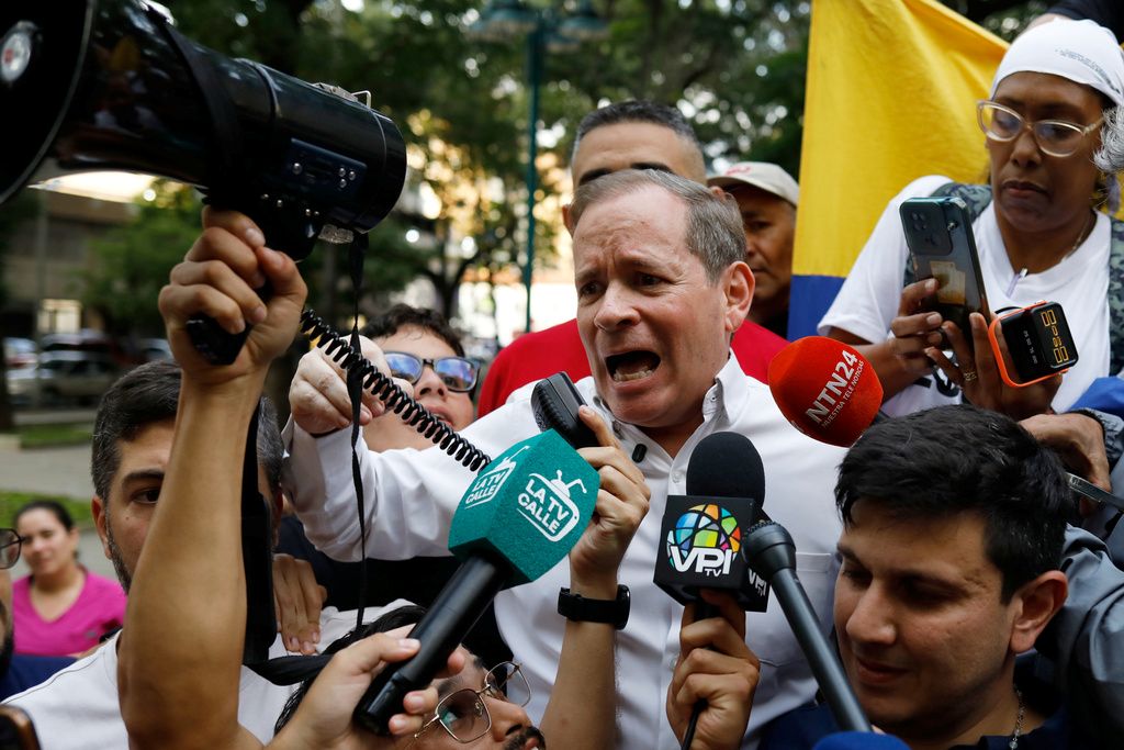 Venezuela opposition figure kidnapped hours after release from prison<br><br>