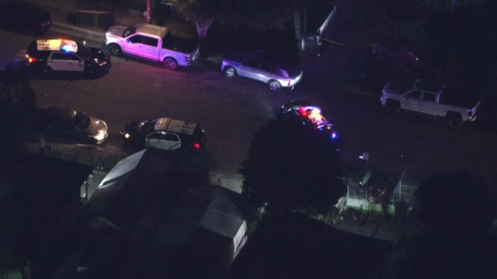 Search for gunman ongoing after East Los Angeles shooting leaves 3 wounded