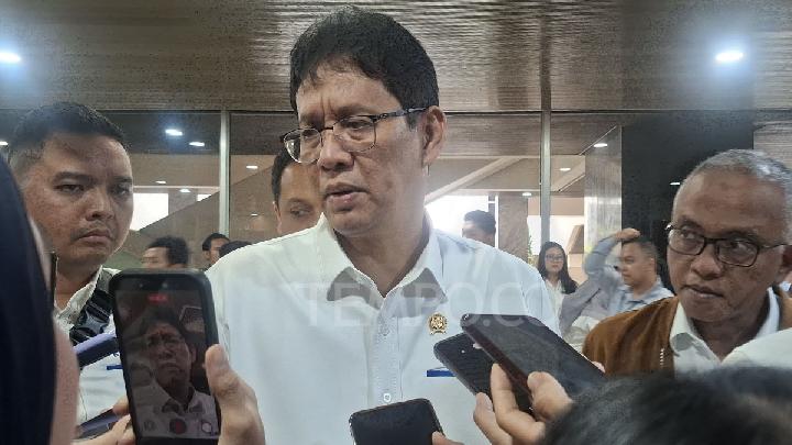 Menteri Keuangan Purbaya Yudhi Sadewa memberikan keterangan pers.