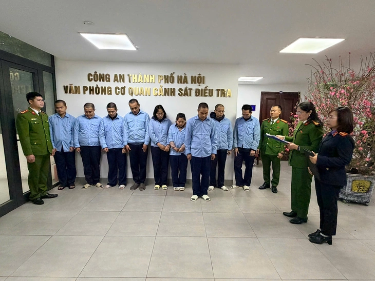 Một ngân hàng bị nhóm lừa đảo chiếm đoạt hơn 318 tỉ đồng