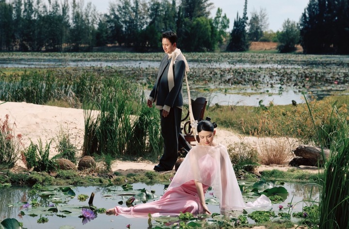 Phan Mạnh Quỳnh và bà xã kỷ niệm 10 năm yêu theo cách đặc biệt