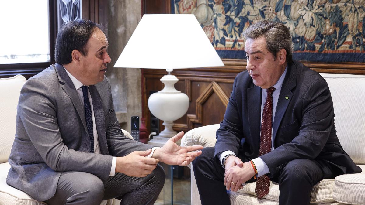 El crecimiento de Vox en Aragón y el auge en las encuestas ponen a ...
