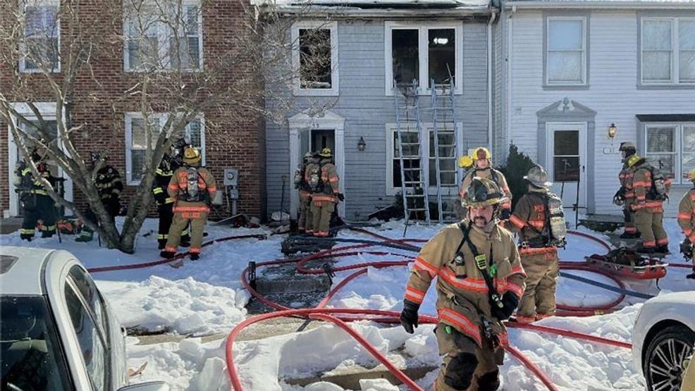 Family displaced in Montgomery County townhouse fire