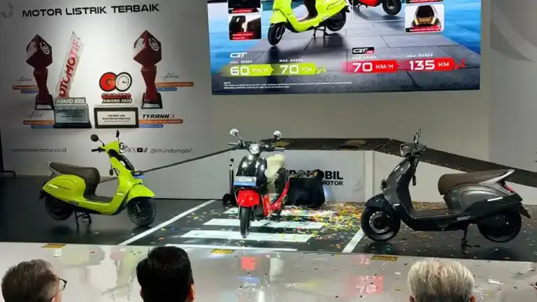 Perbedaan motor listrik Indomobil eMotor QT dan QT Pro, mana yang ...