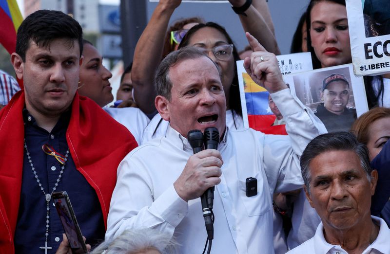 Machado ally is kidnapped in Venezuela hours after prison release, son says<br><br>