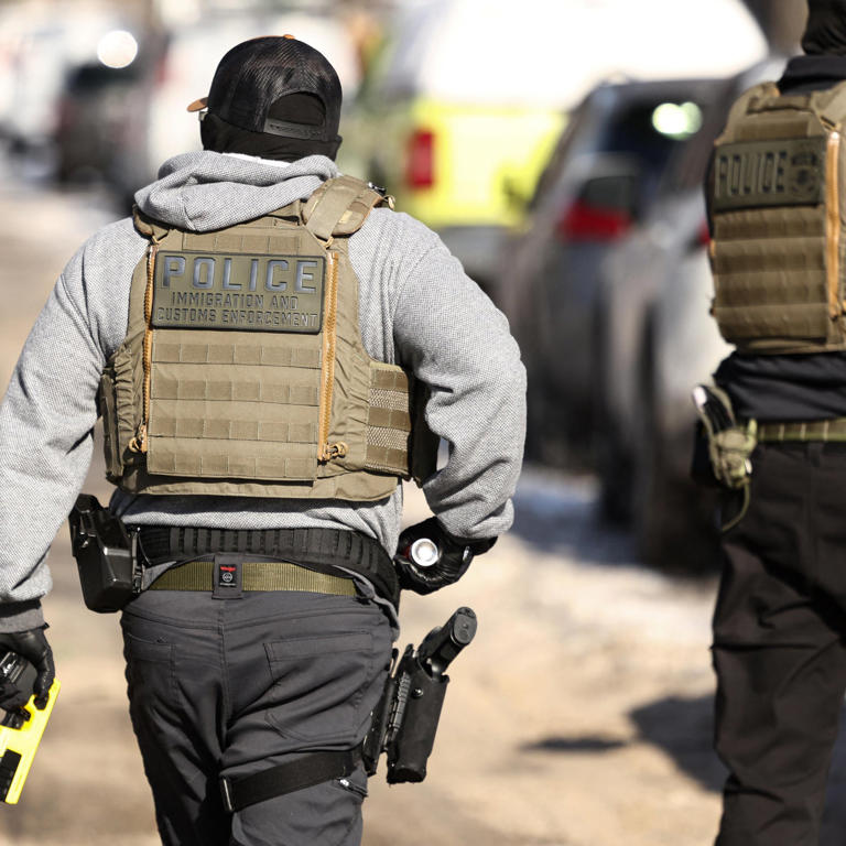 Less than 14% of those ICE arrested had violent criminal records, data show