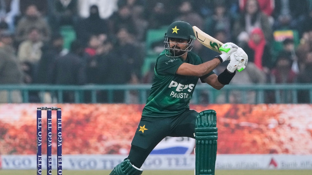 Babar Azam putting pressure on Pakistan, not himself: Legends slam T20 ...