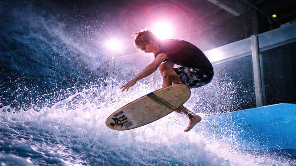 Surfing inside on a Flow Rider machine in 4K