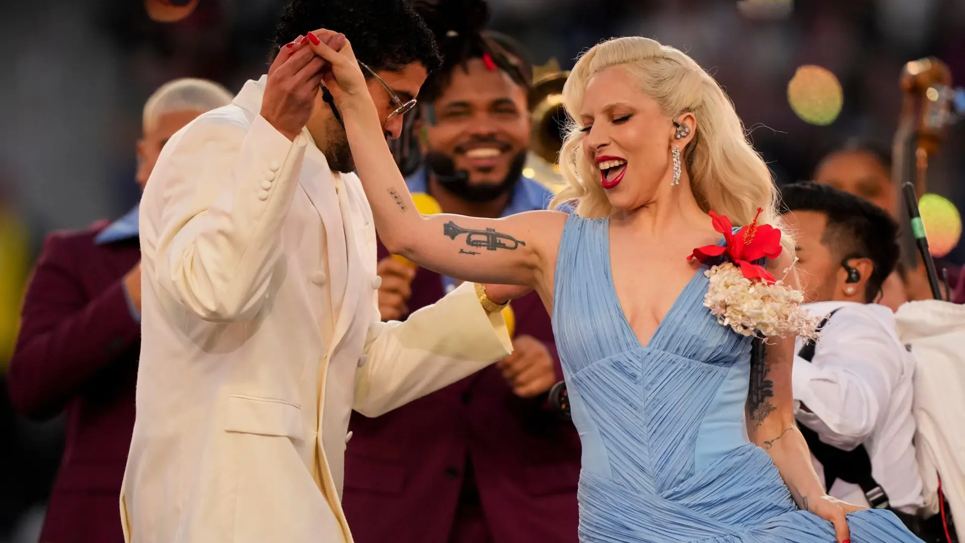 Sofía Vergara, Roger Federer o Justin Bieber en la Super Bowl de Bad ...