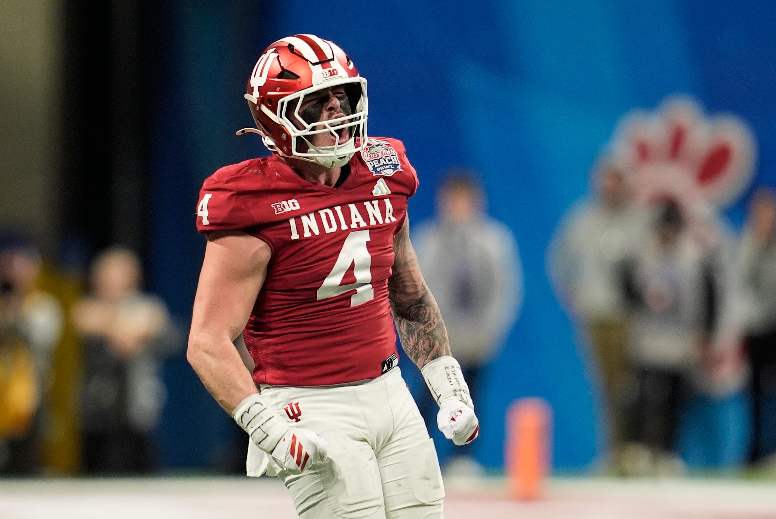 Texans sign five rookies to contracts ahead of schedule release