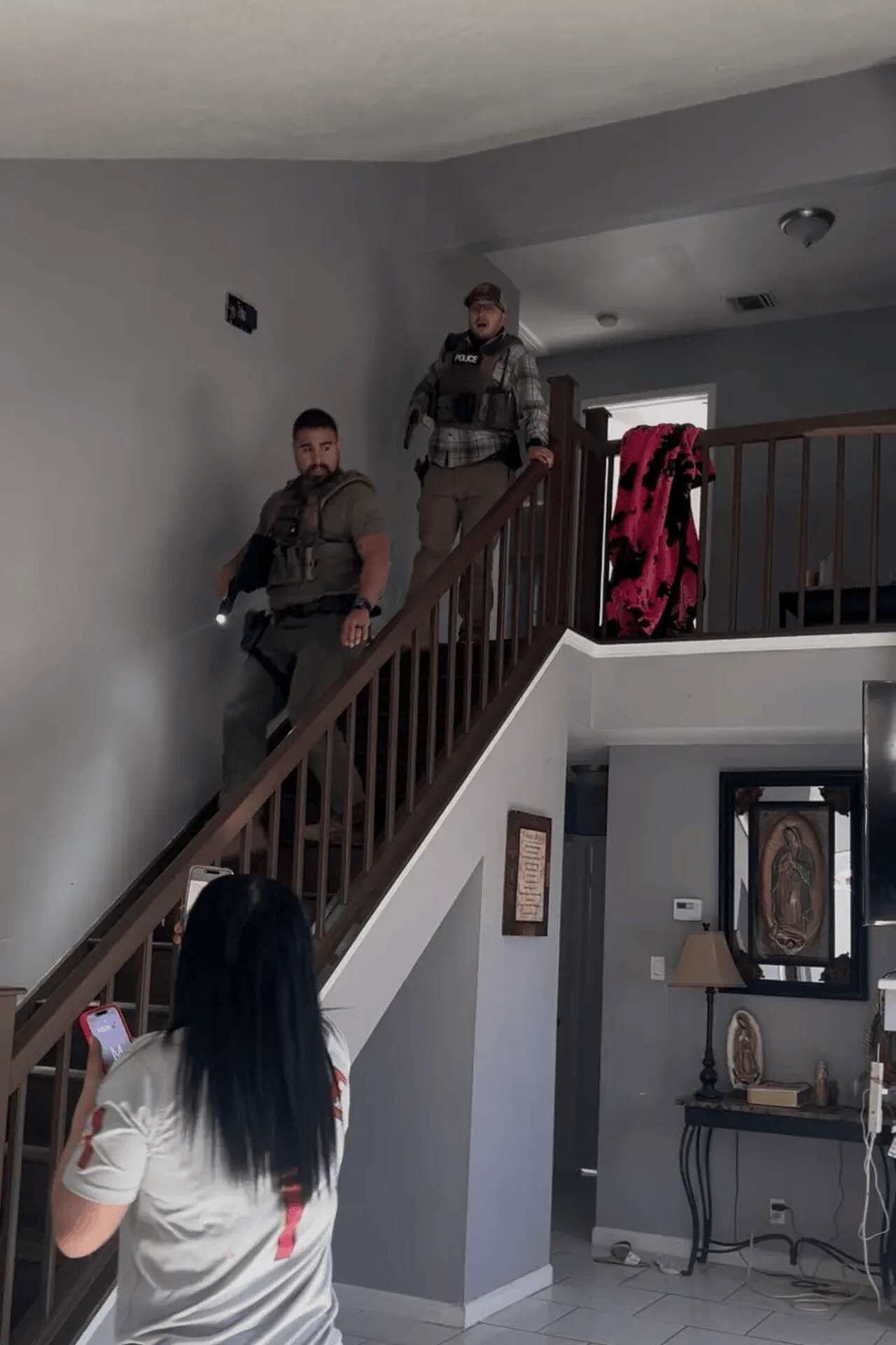 Videos raise questions after armed ICE agents enter San Antonio home without warrant<br><br>