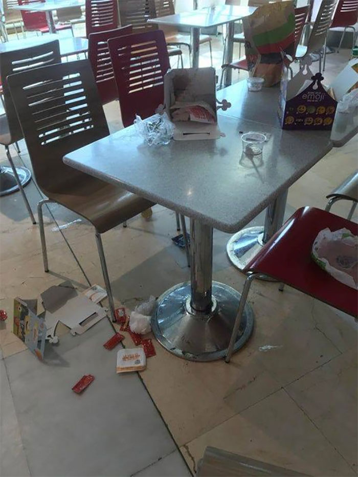 45 Upsetting Images Of ‘Mildly Infuriating’ Things