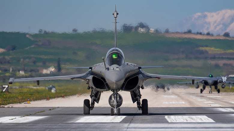 Will France's 'super' Dassault Rafale stealth fighter trump America's F-35?