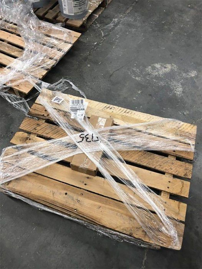 45 Upsetting Images Of ‘Mildly Infuriating’ Things