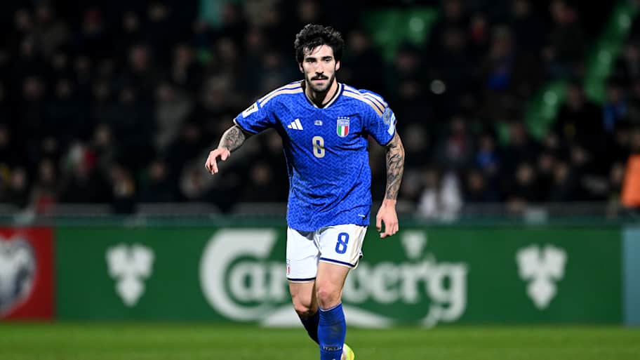 Tonali could be offered the chance to return to Italy. | Image Photo Agency/Getty Images