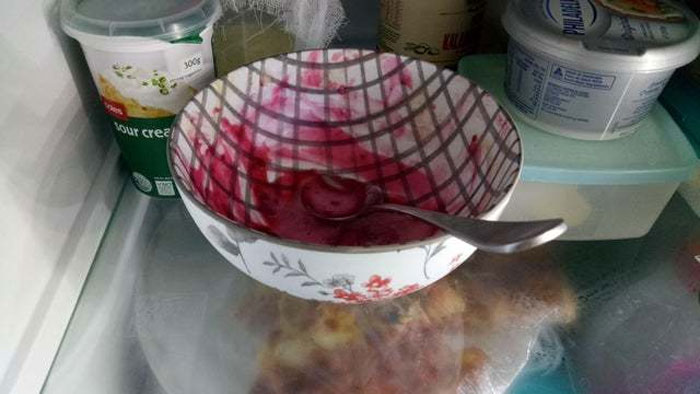 45 Upsetting Images Of ‘Mildly Infuriating’ Things