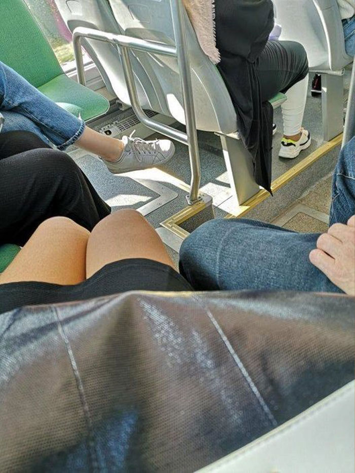 45 Upsetting Images Of ‘Mildly Infuriating’ Things