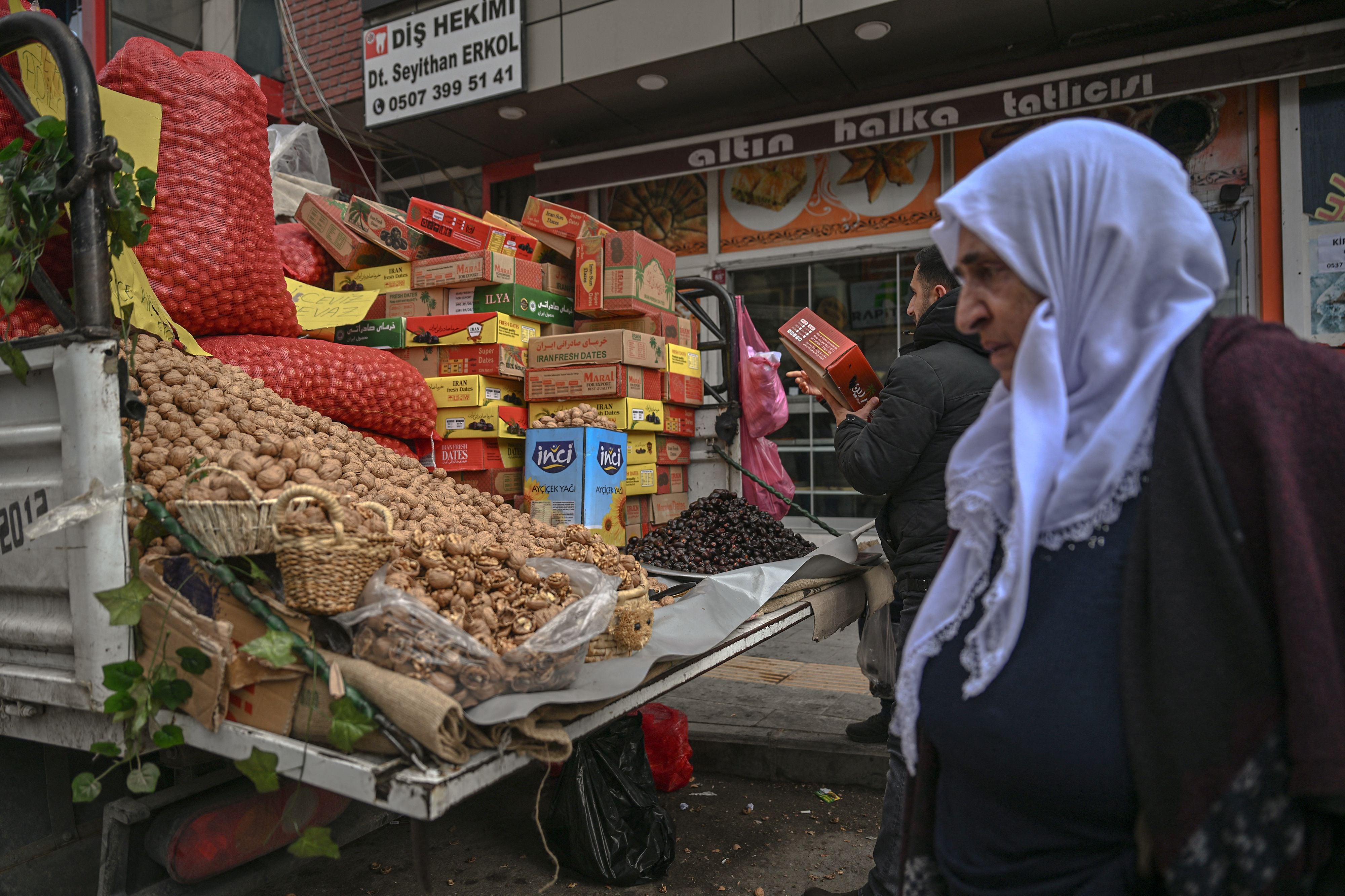 Trump tariffs on Iran would hit Iraq hardest while UAE would weather storm