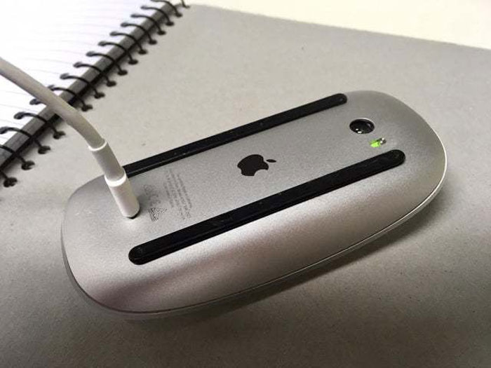 45 Upsetting Images Of ‘Mildly Infuriating’ Things