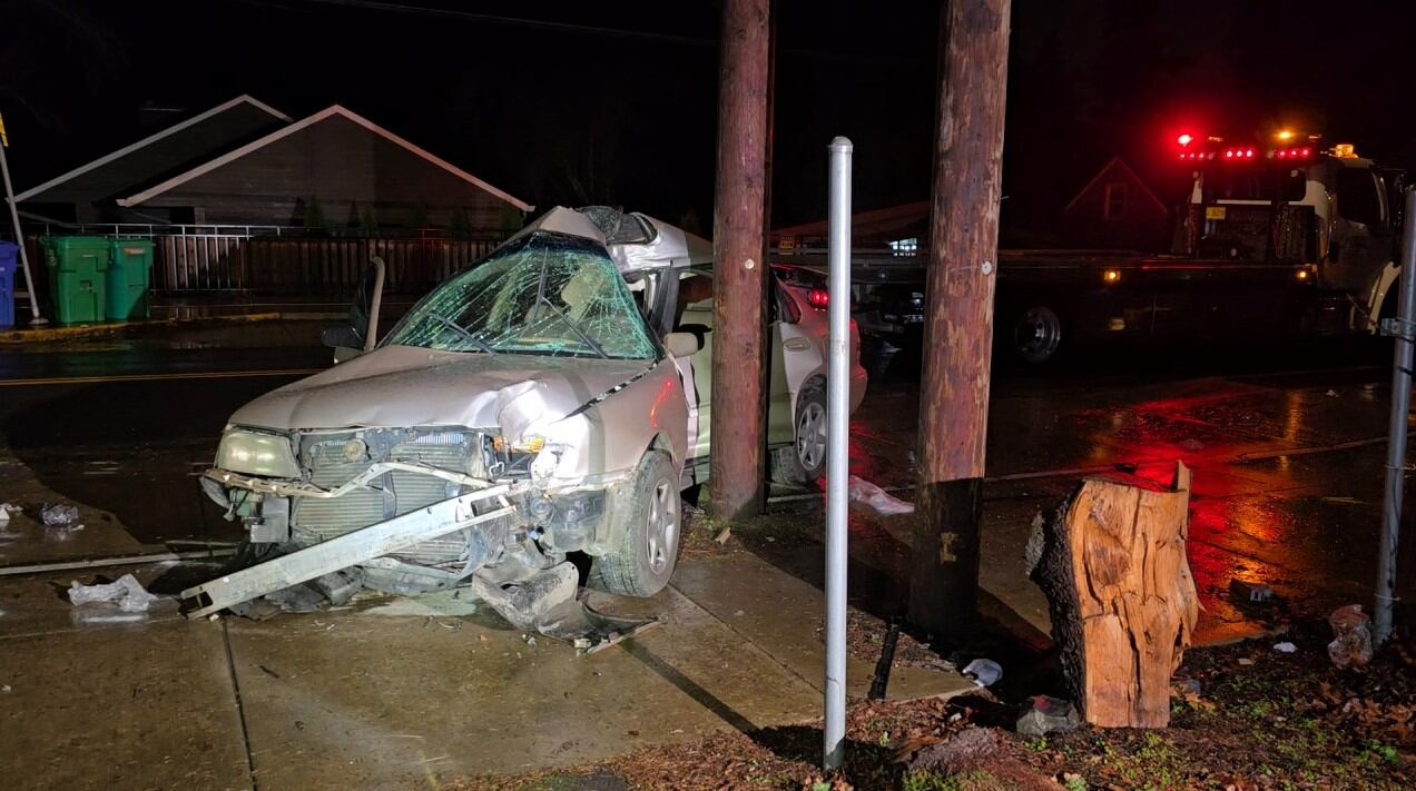 2 hospitalized after car crashes into utility pole on SW Capitol Hwy in ...