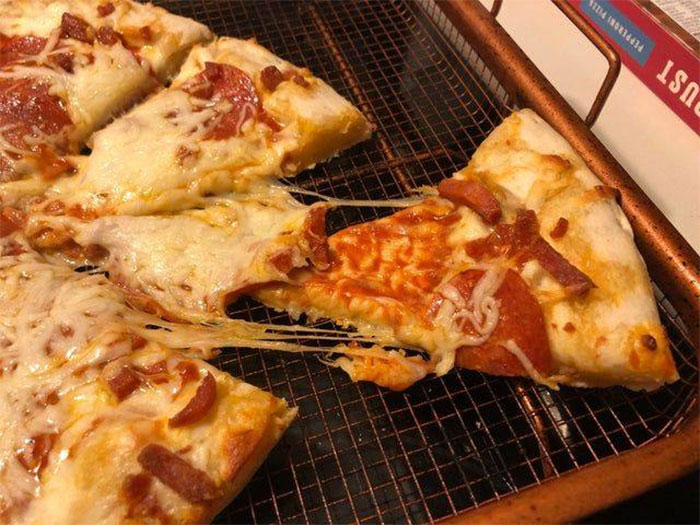 45 Upsetting Images Of ‘Mildly Infuriating’ Things