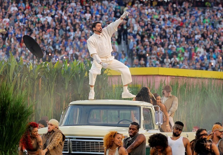 Màn trình diễn bị ông Trump chỉ trích là 'cú tát vào mặt nước Mỹ'