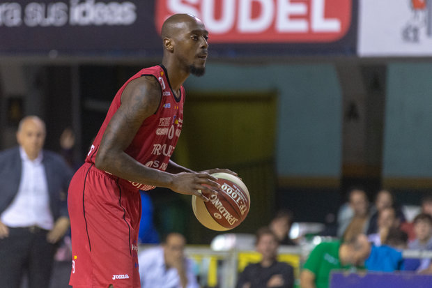 Aguada anunció el recambio temporal del lesionado Donald Sims de cara ...