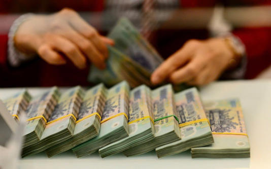 Thế chấp sổ đỏ tăng vọt, Vietcombank 'ôm' núi bất động sản gần 2 triệu tỉ đồng