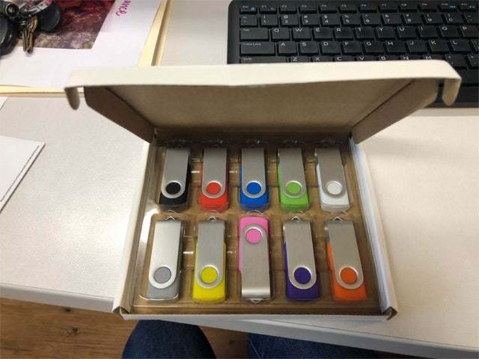 45 Upsetting Images Of ‘Mildly Infuriating’ Things