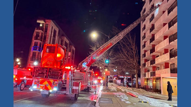 9 displaced in early morning H Street apartment building fire