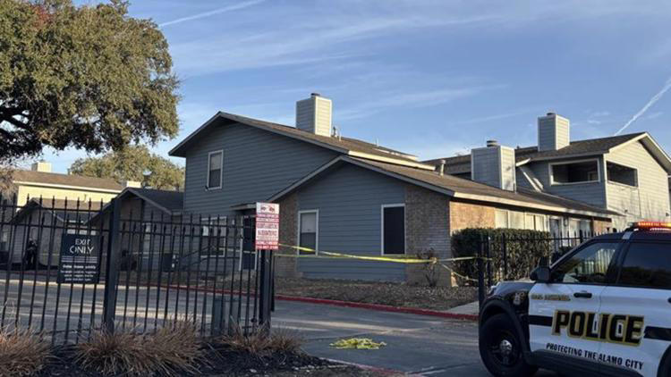 Teen girl hit and killed by vehicle in Medical Center area, police say