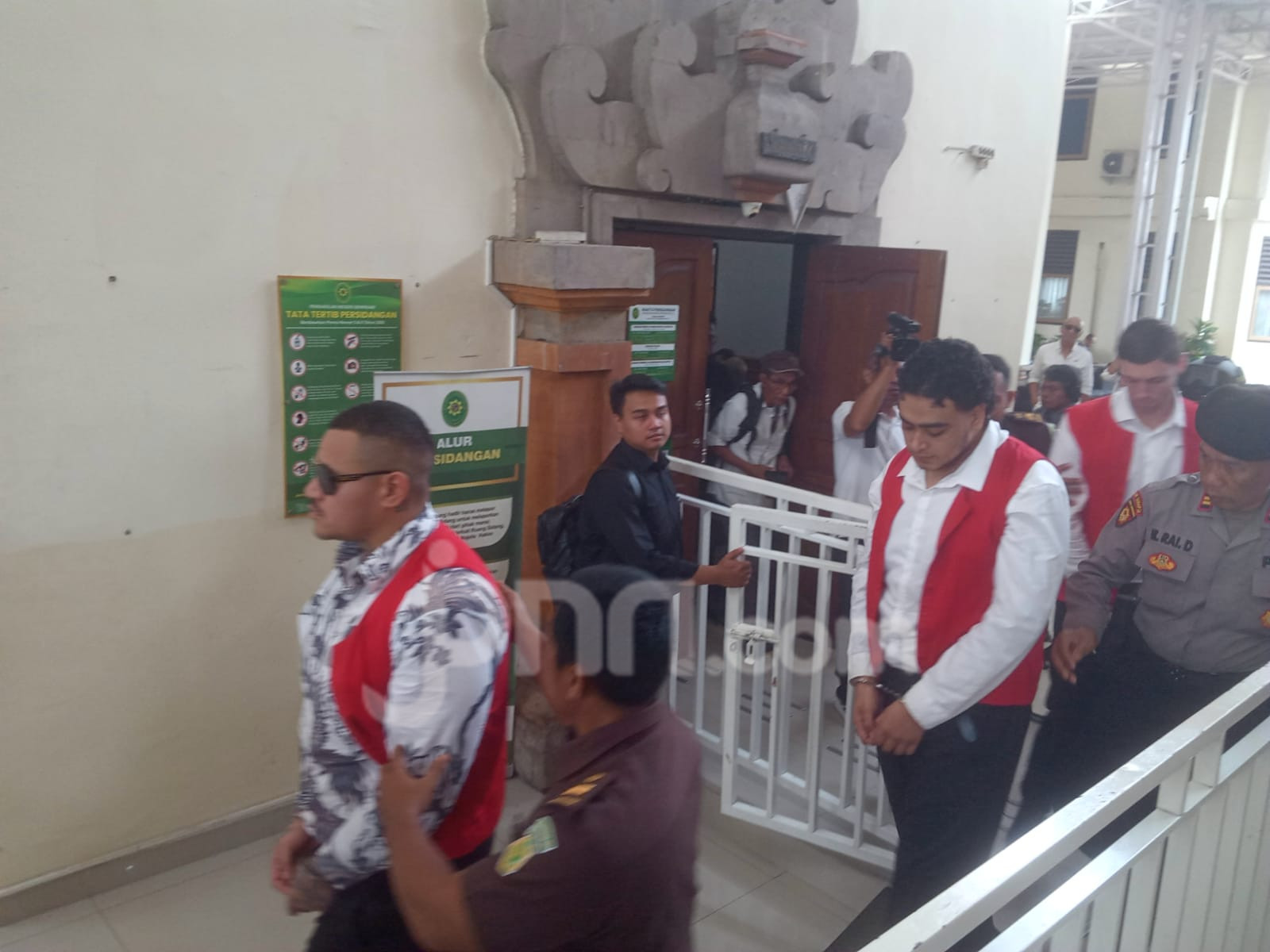 Pembunuh bule Australia melawan! Ajukan kasasi, tuding putusan hasil ...