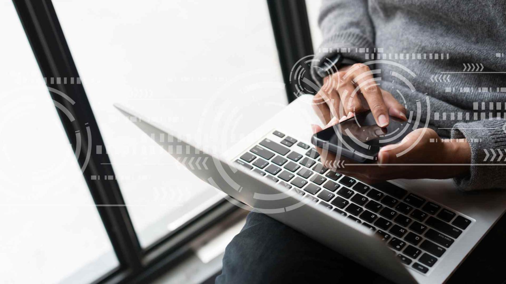 La OCU alerta sobre phishing que suplanta a la Agencia Tributaria: qué ...