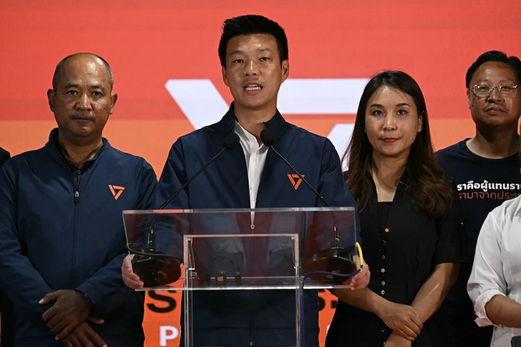 Họa vô đơn chí, Đảng Nhân dân Thái Lan 'mất cả chì lẫn chài'?