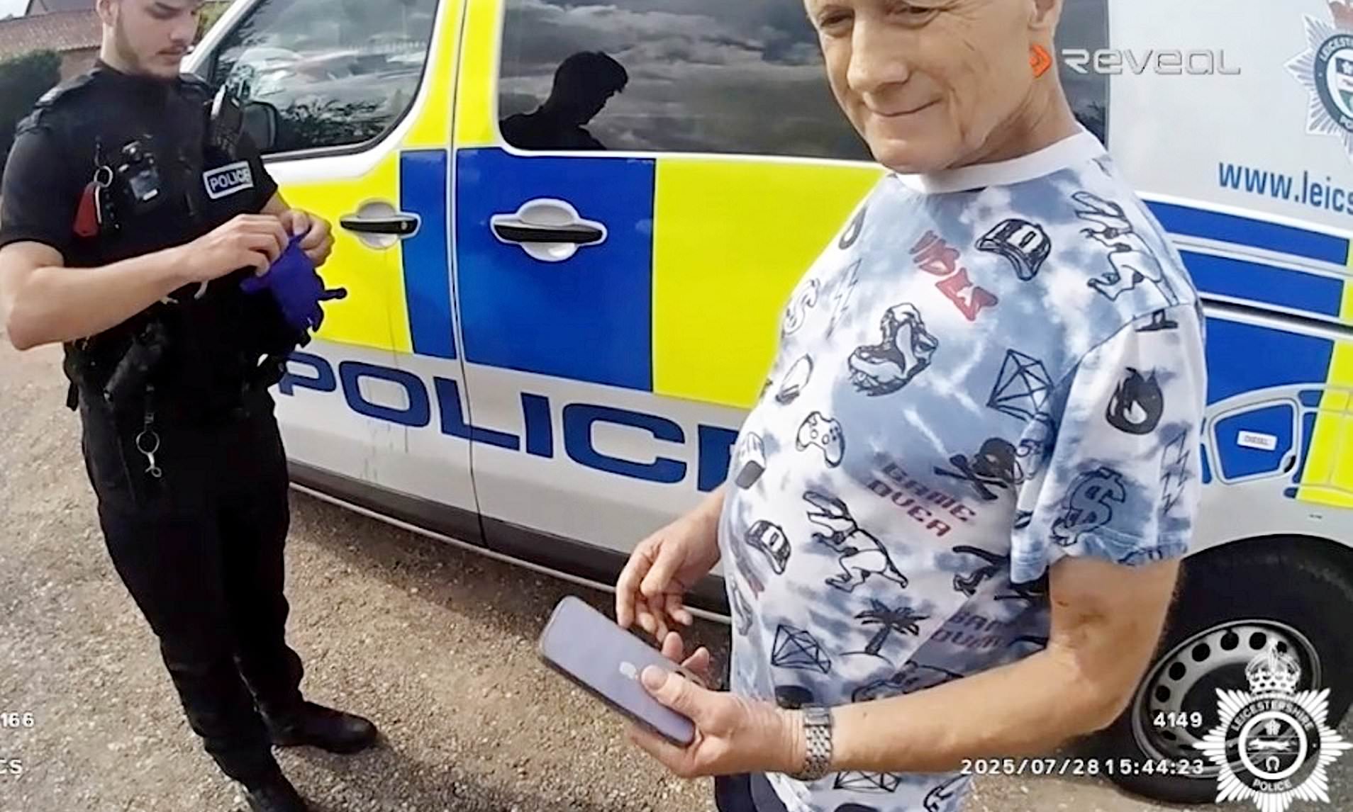 Police officers investigated for gross misconduct after taking a day to ...