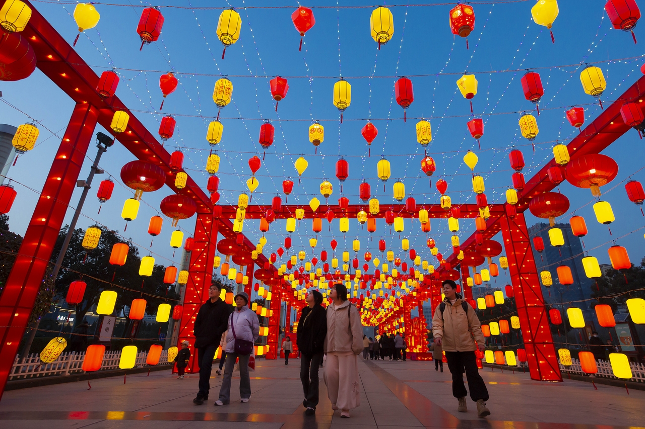 山西运城：赏花灯 品年味